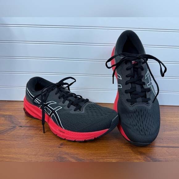 ASIC’s men’s Black/Electric Red gel GT 1000 running gym shoes. Size 10 main image 9